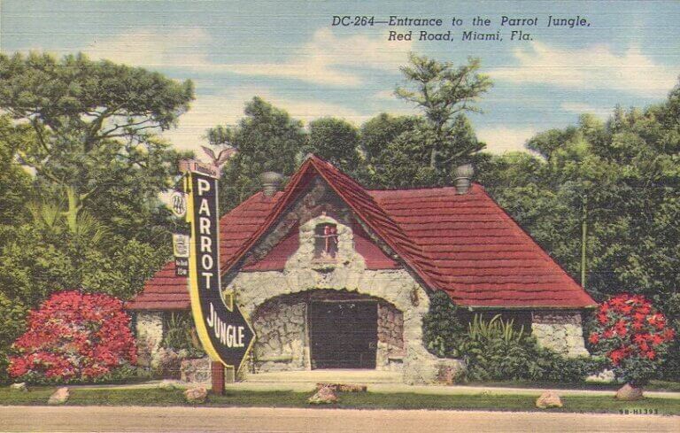 Historical postcard of The Parrot Jungle entrance.