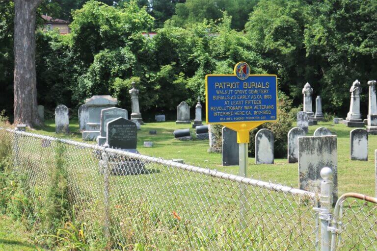Patriot Burials marker at Walnut Grove Cemetery.